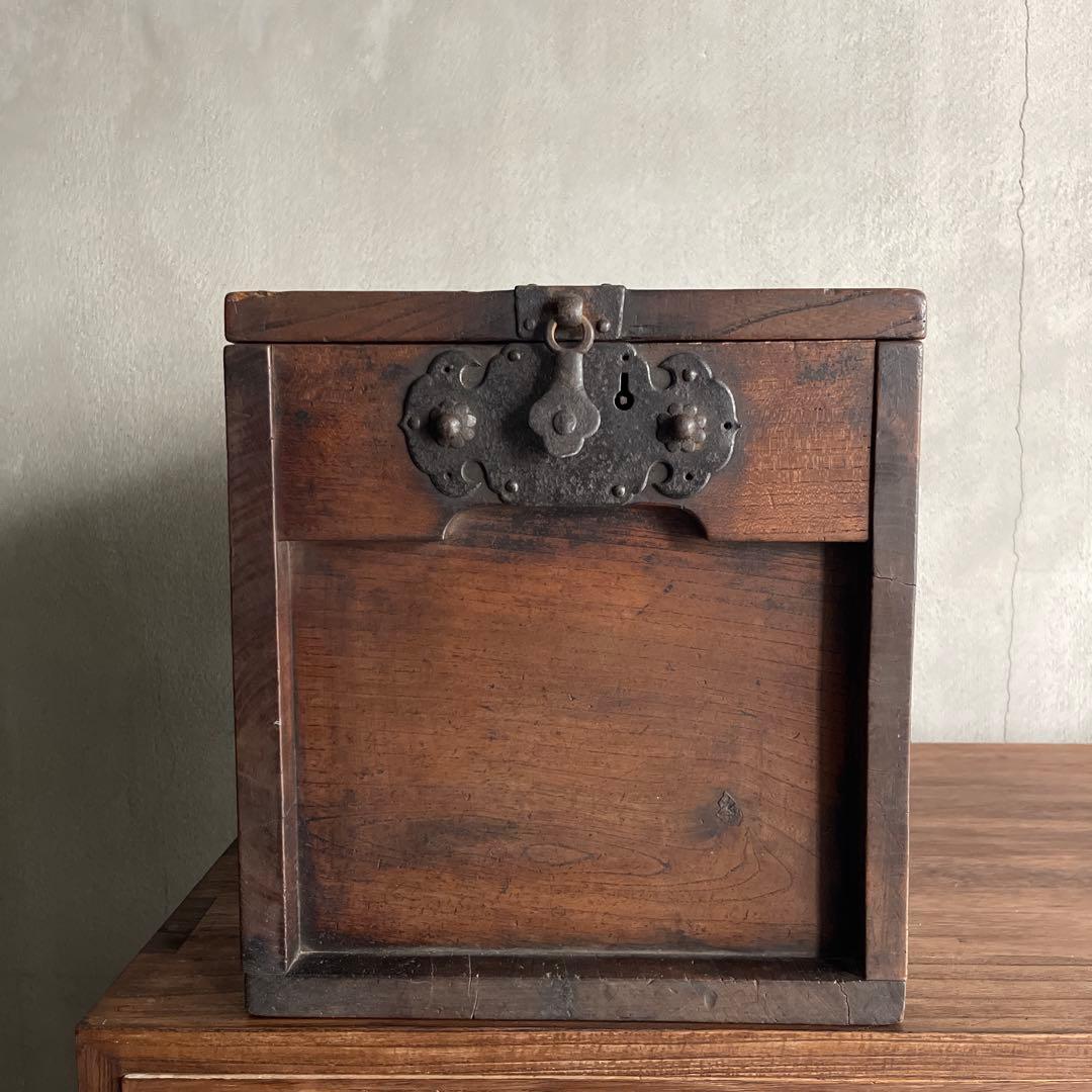 銭箱 銭函 小引出 時代金具 日本製 江戸時代 明治時代 古道具 欅