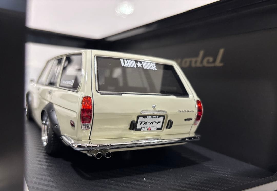 1/18ミニカー イグニッションモデル　日産ブルーバード510ワゴン【新品】
