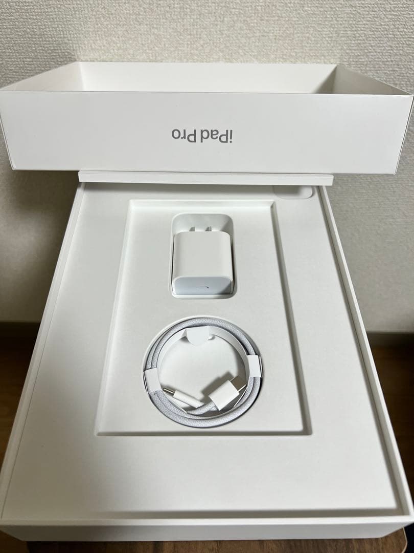 【超美品】iPadPro第4世代 Apple Pencil キーボードセット