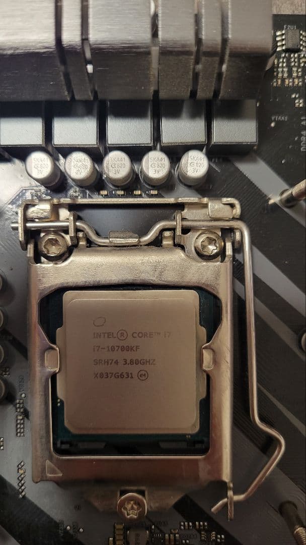 マザーボード　CPU