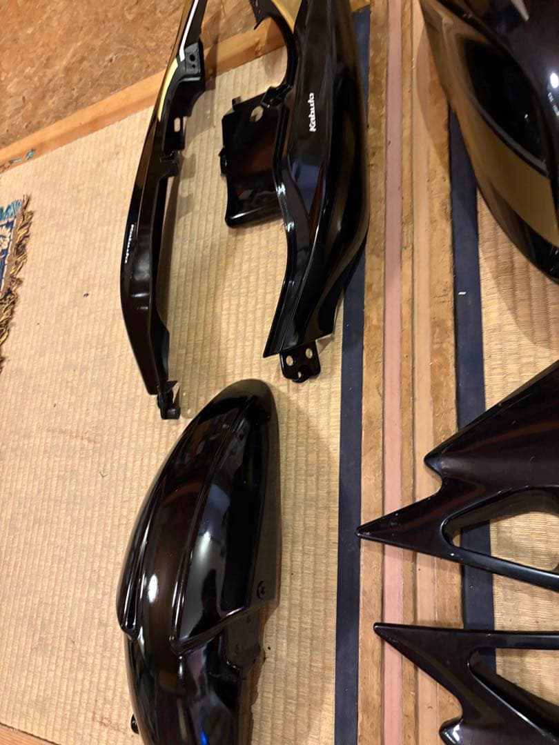 バリオス　 ZR250A 外装　サイドカバー　テール　タンク　サビ無し