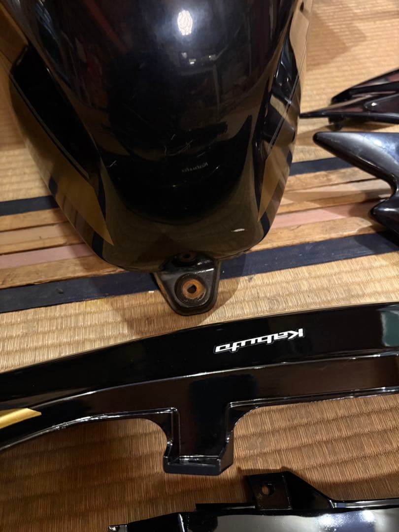 バリオス　 ZR250A 外装　サイドカバー　テール　タンク　サビ無し