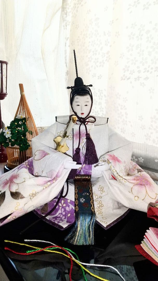 ナナちゃん大人でも飾りたくなるモダン親王飾りお雛様