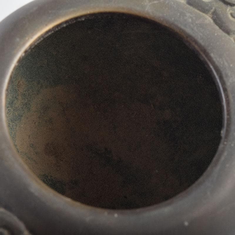 中国　古銅宣徳銅　獅子摘　刻漢詩文　三つ足香炉　N　9001