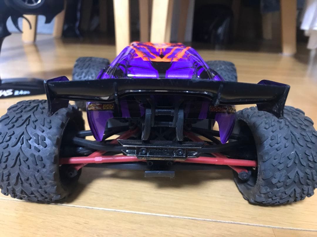 TRAXXAS EREVO VXL 1/16スケール　ブラシレス