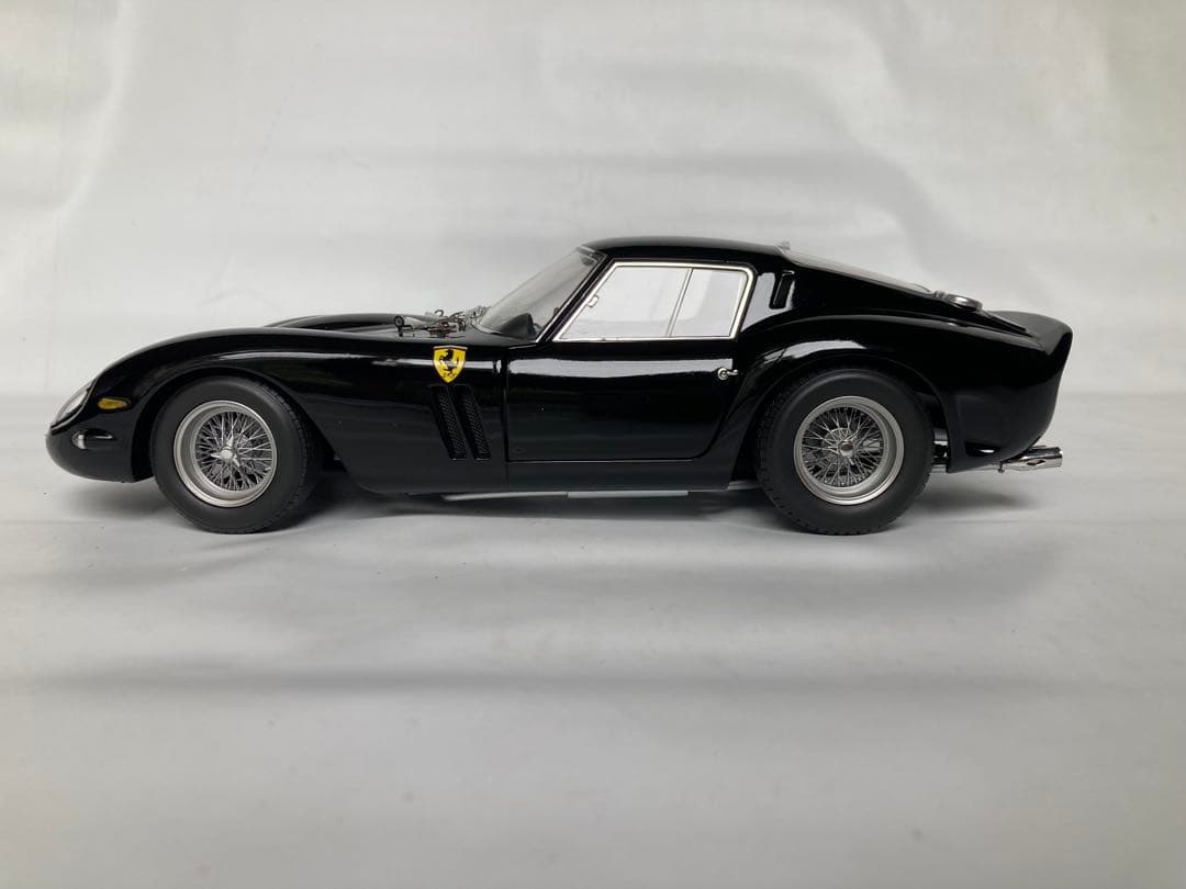 フェラーリ F250 1/18 ブラック ダイキャストモデル 大幅値下げ！