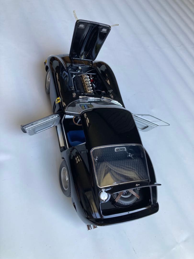 フェラーリ F250 1/18 ブラック ダイキャストモデル 大幅値下げ！