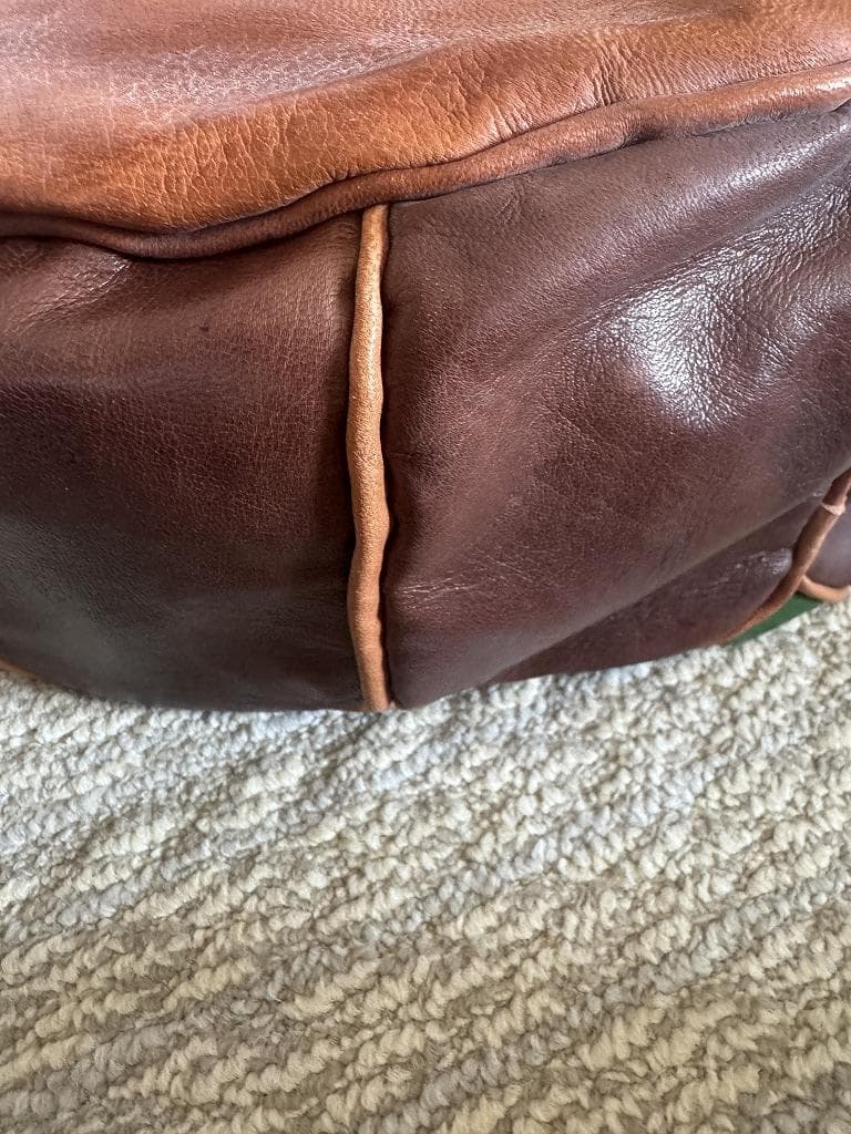 モロッコ　本革　オリジナルデザイン　プフ　オットマン　グリーン