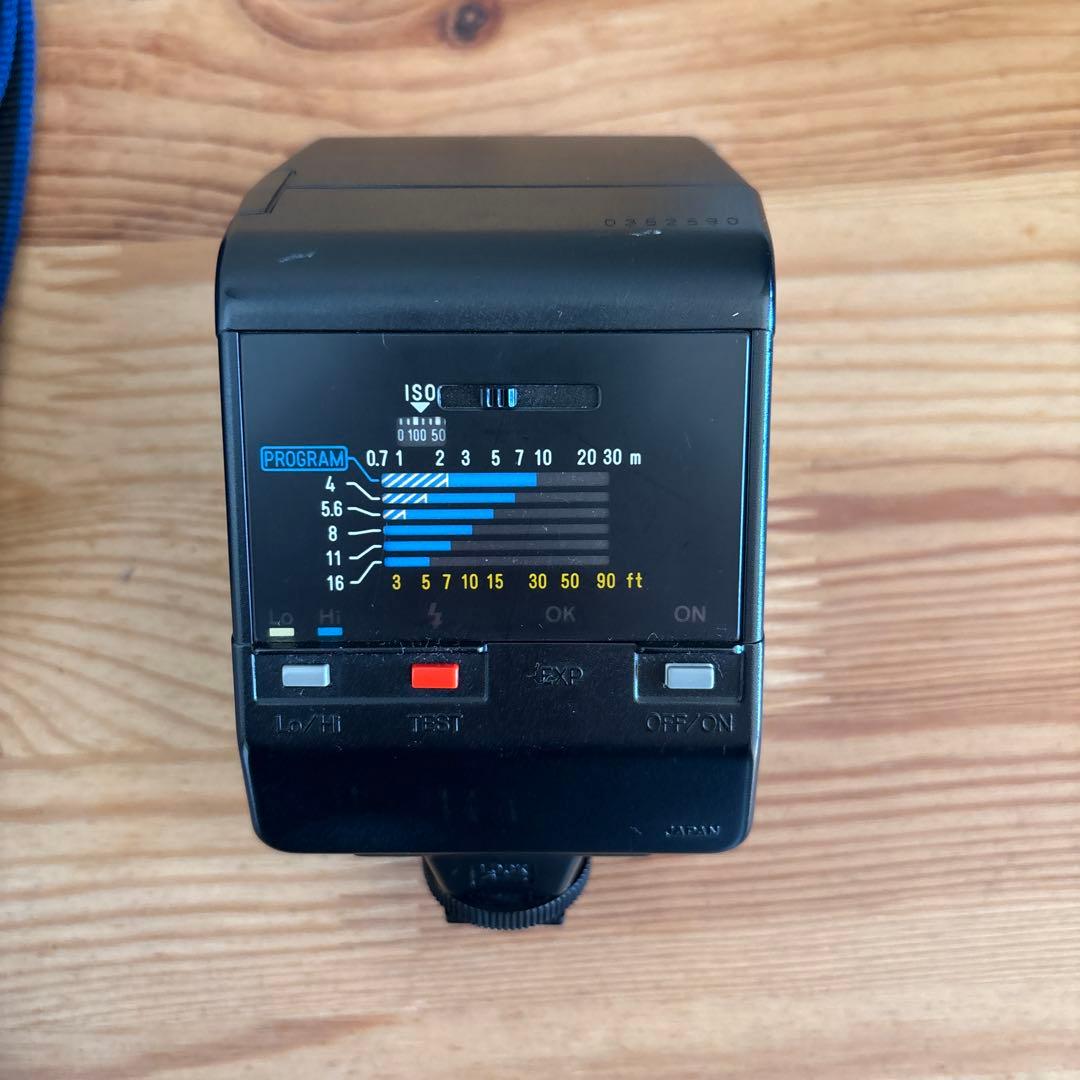 ミノルタa -7000 フィルムカメラ　ストロボ 説明書　フィルム付き