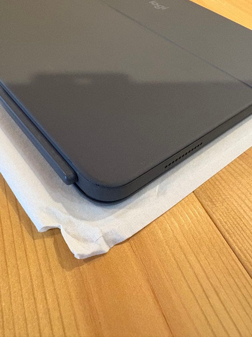 ロジクール Combo Touch iPad Air 13インチ M3 & M2