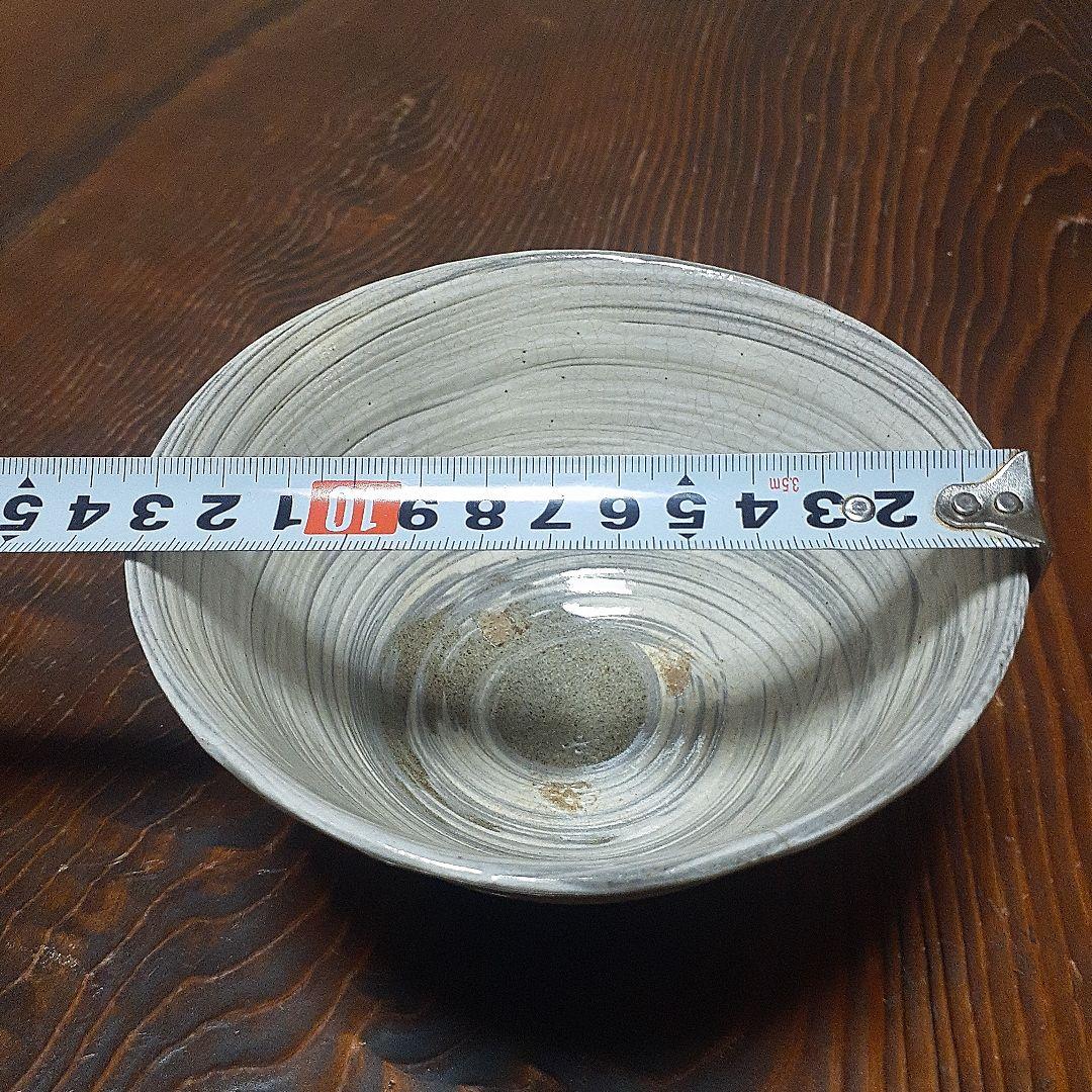 李朝鶏龍山刷毛目人参文茶碗