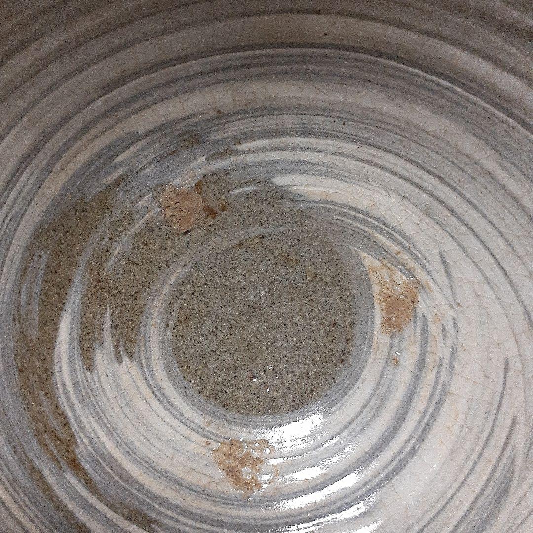 李朝鶏龍山刷毛目人参文茶碗