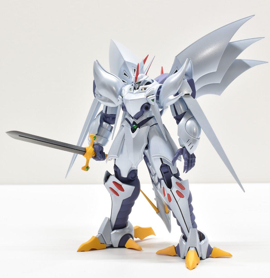 HGサイバスター 完成品 塗装済み バンダイ プラモデル