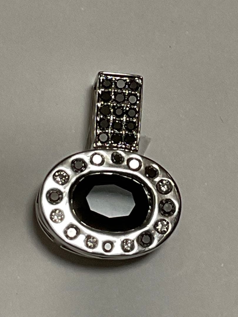 KARATIカラッチペンダントヘッド