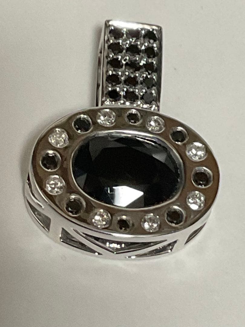 KARATIカラッチペンダントヘッド