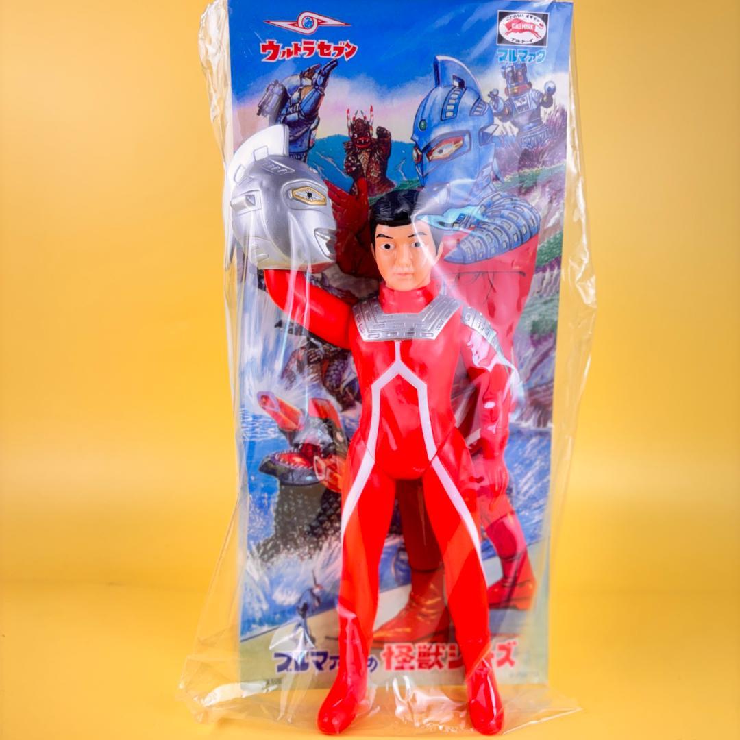 ブルマァク　ウルトラセブン　大　面取れ　マスク付き　【サイズ】 全高：約29cm