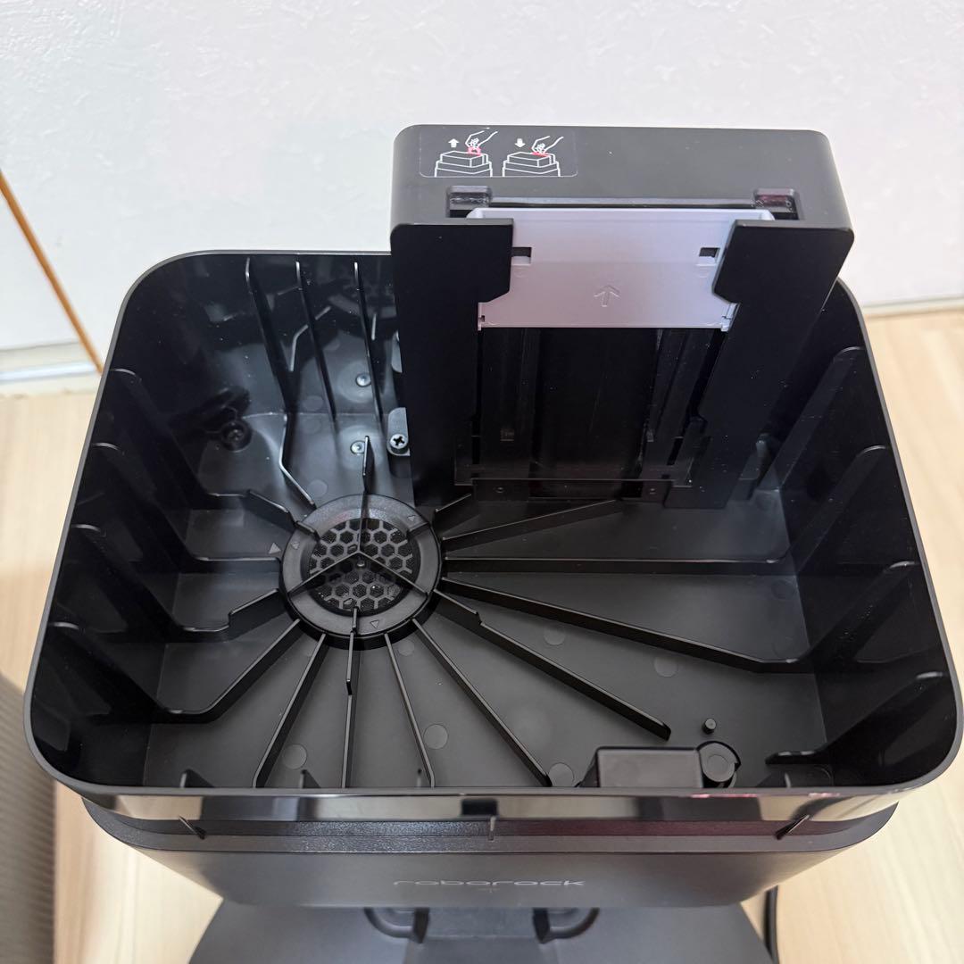 ひ*ろ様 【動作品】Roborock Q5Pro+ 消耗品付き