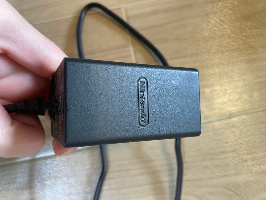 Nintendo Switch 本体 赤／青 付属品完備　一部付属品未開封、新品