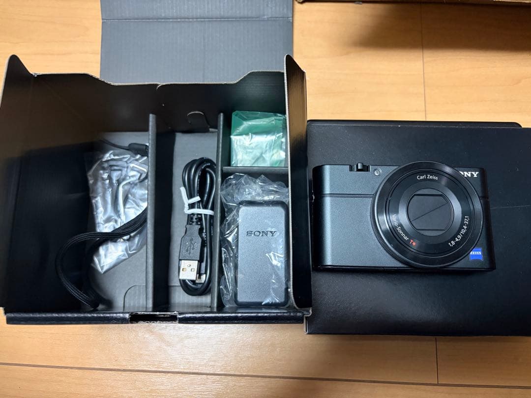 SONY DSC-RX100 コンパクトデジタルカメラ