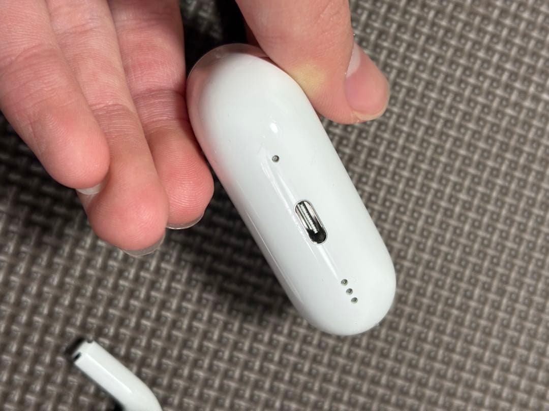 AirPods Pro 2 USB-C iFaceケース付き