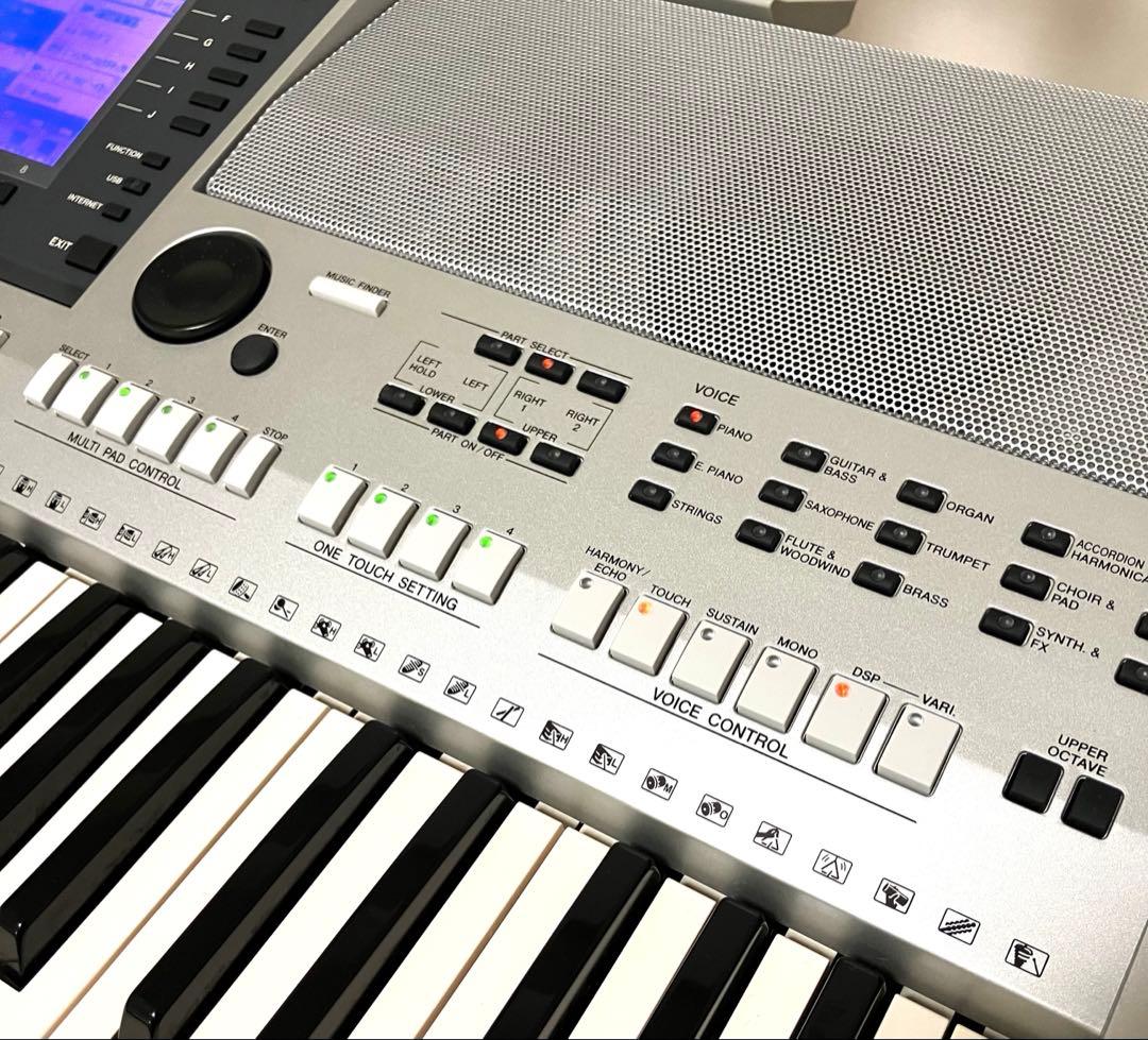 美品 送料無料 動作保証 YAMAHA PSR-S700 ポータブルキーボード