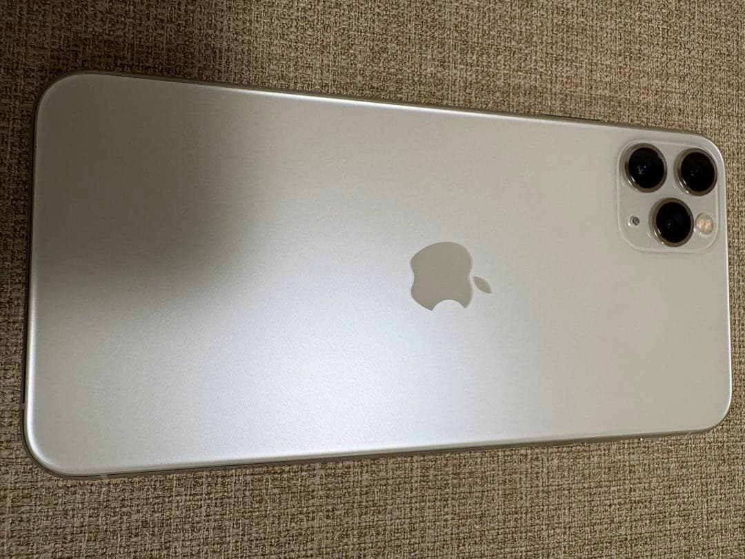 【美品】iPhone11ProMax 256GB シルバー