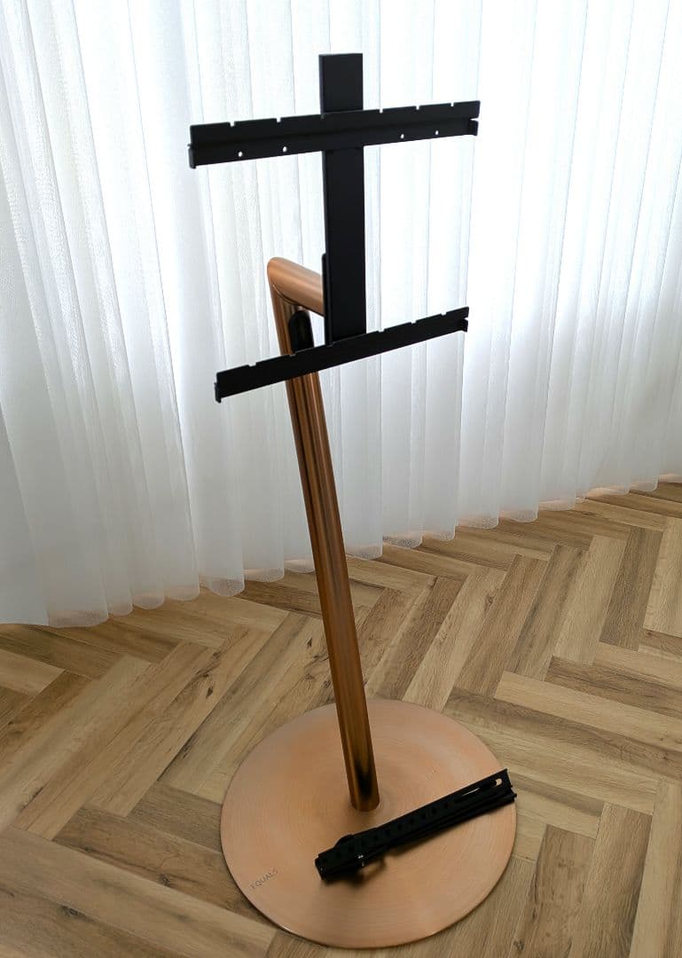 equals　anataIRO テレビ台　コッパー