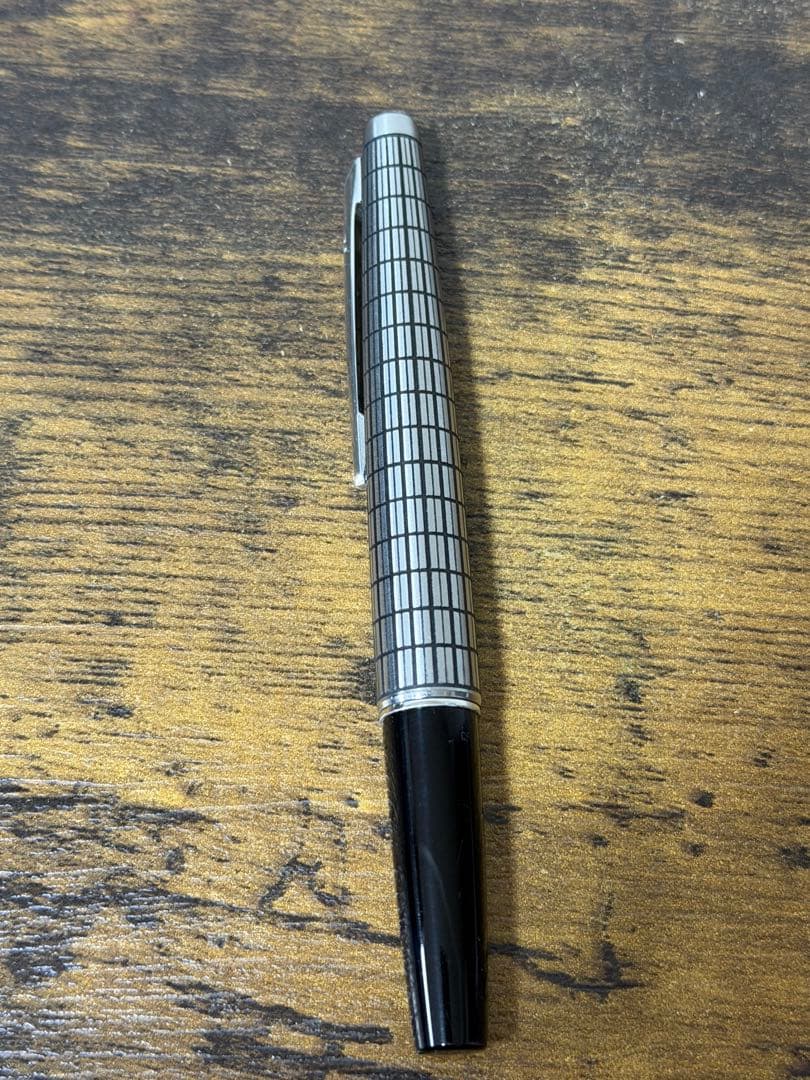 新品未使用　1976年製　蝕刻　エリート　18金　万年筆　パイロット　細字