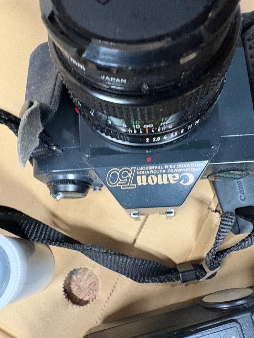 Canon T50 フィルム一眼レフカメラ レンズ　フラッシュ　ケース付き
