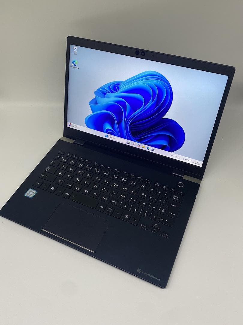 【東芝】高性能 Corei5/SSD256GB ８世代 ノートパソコン B11