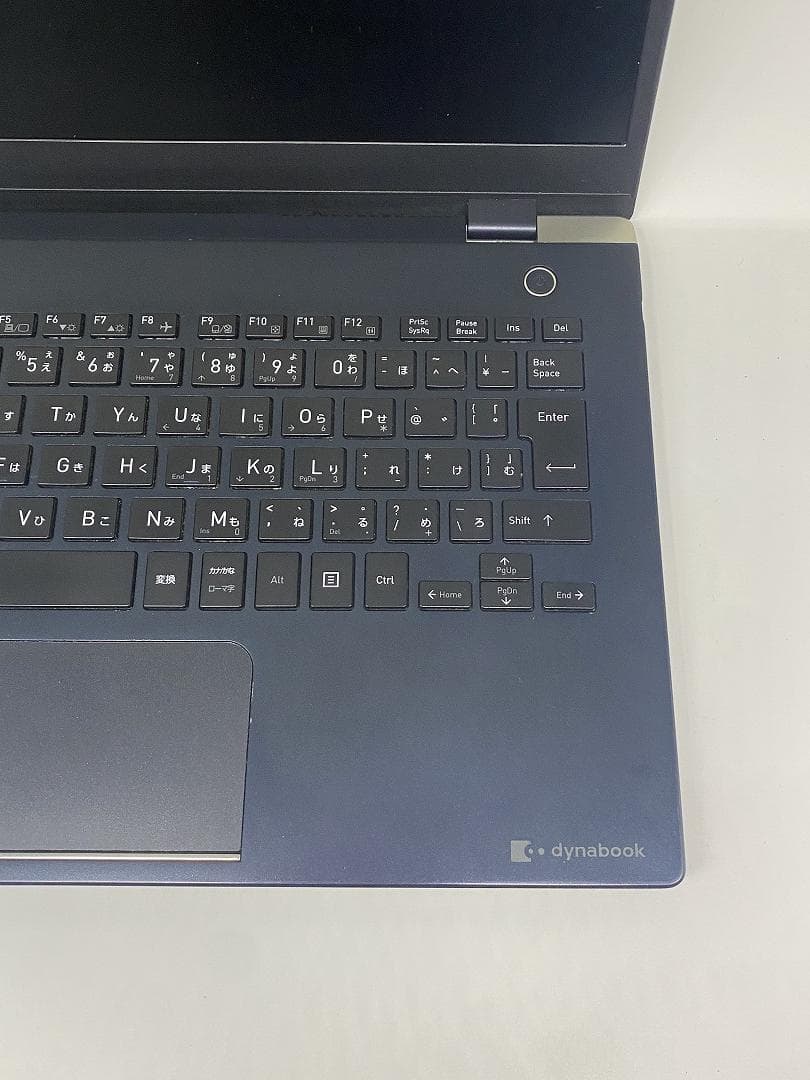 【東芝】高性能 Corei5/SSD256GB ８世代 ノートパソコン B11