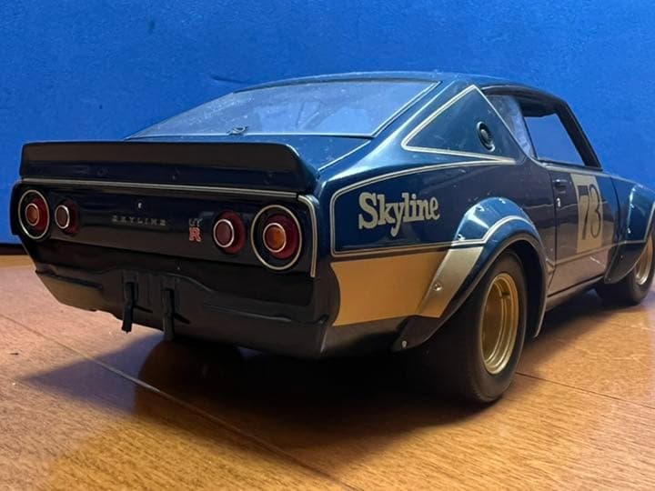 京商　1/18 日産スカイラインGTR