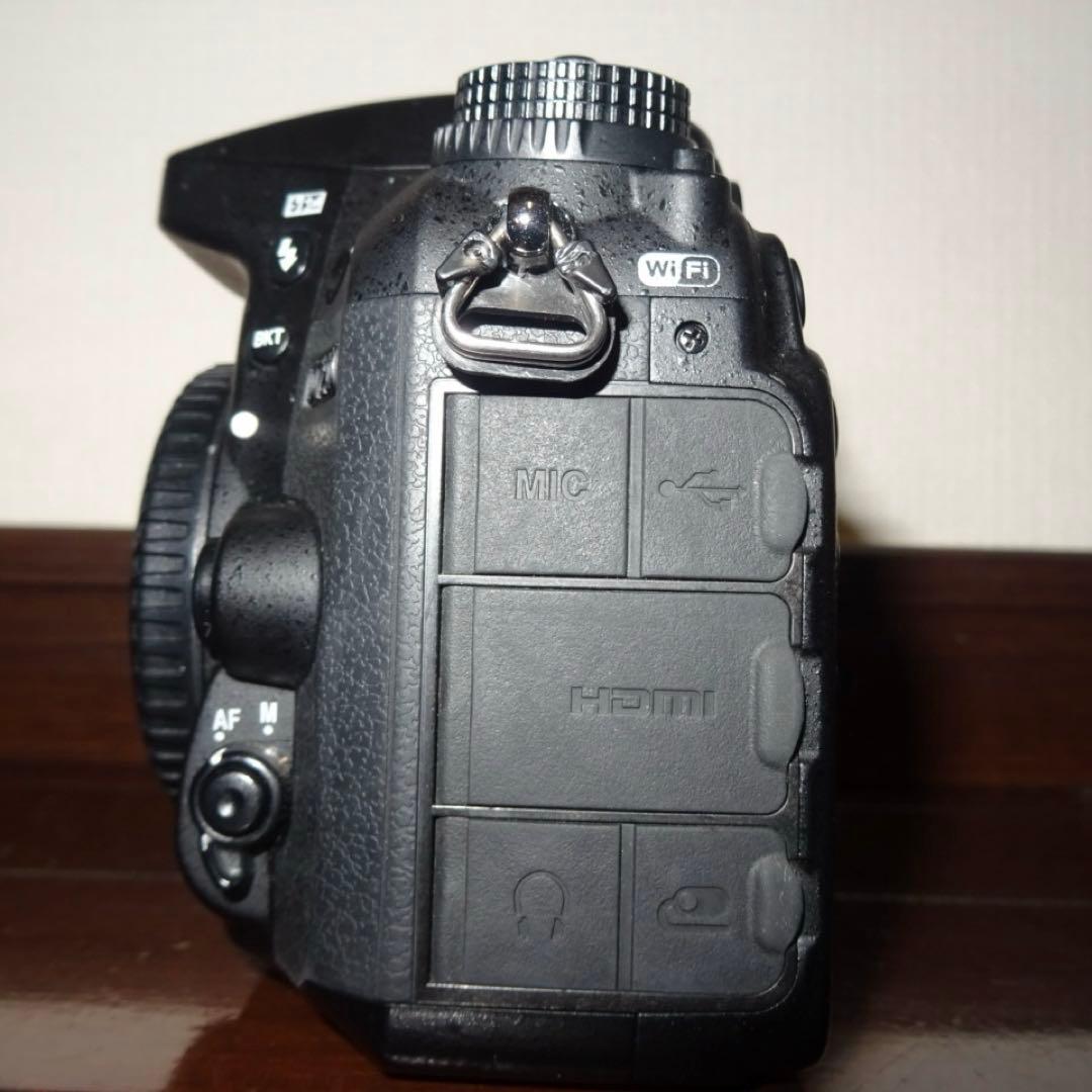 Nikon デジタル一眼レフカメラ　D7200