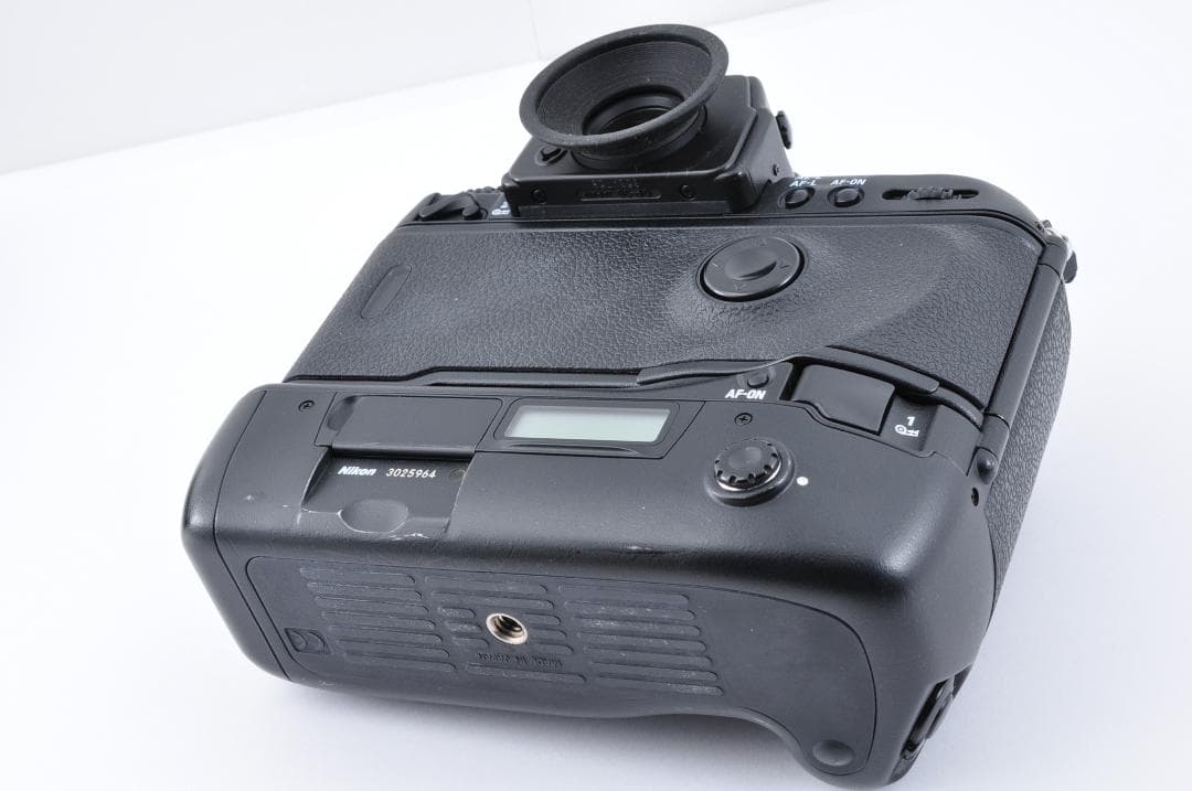 超特価 Nikon F5 35mm SLR Film Camera #DD11