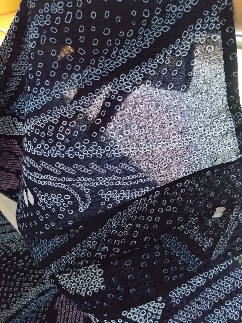 細かい絞りの浴衣・身丈160，裄丈65.5