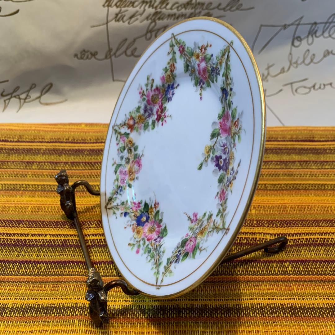 ビングオーグレンダール　(B)1870年アンティークの細かく描かれたお花が素敵！