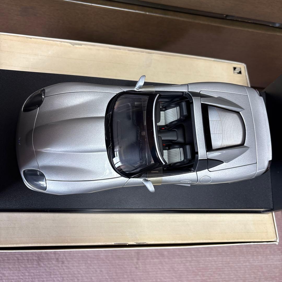 オートアート　キャラウェイ C12 1/18 未使用