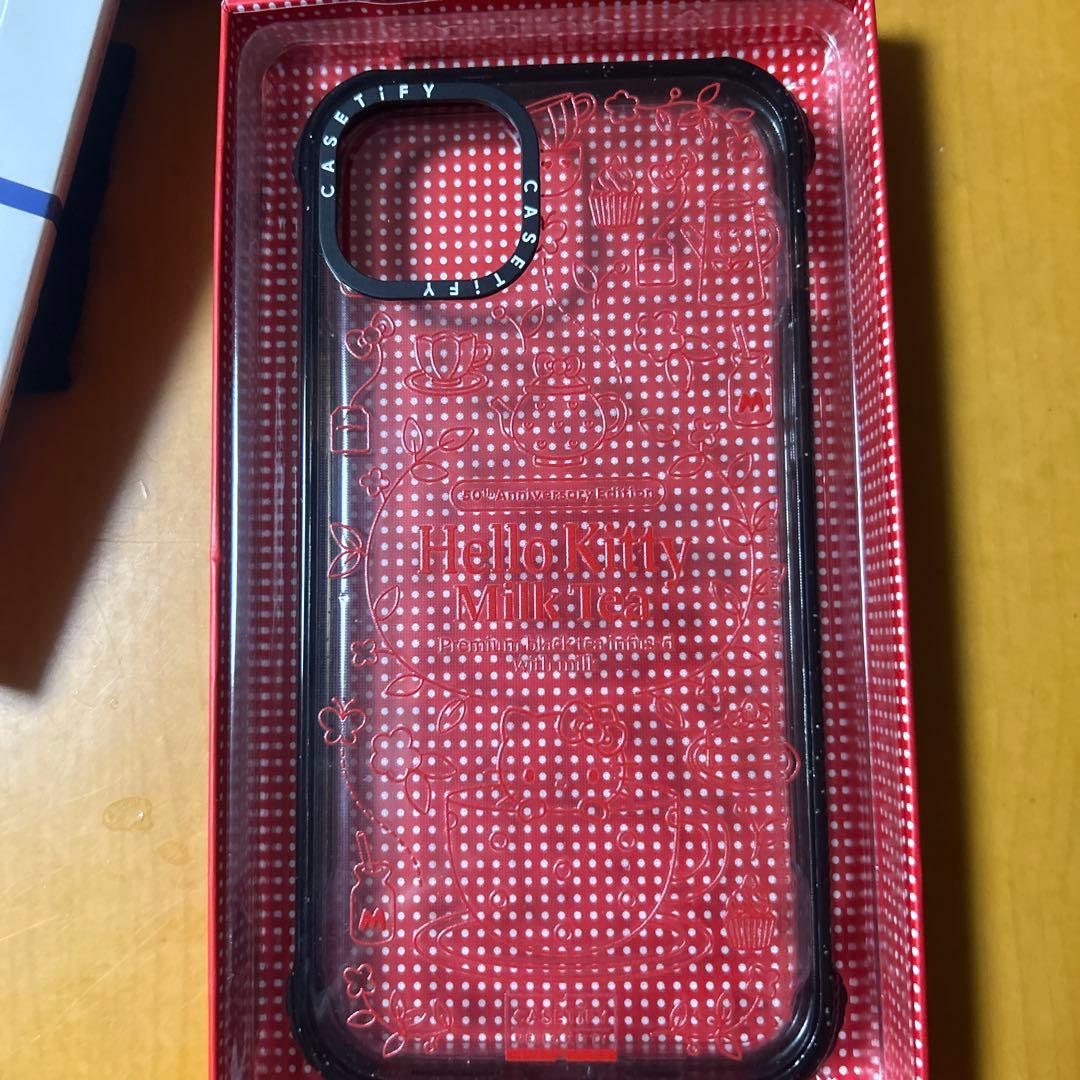 CASETiFY Hello Kitty Milk Tea ケース