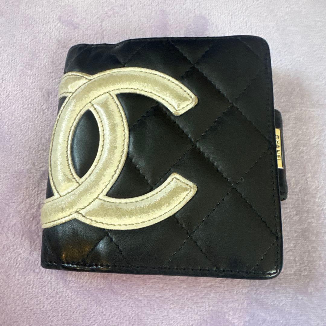 CHANEL キルティング 二つ折り財布 黒