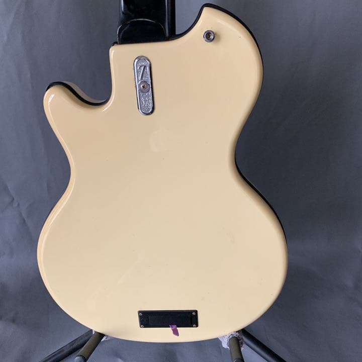 渡*輝様 Italia Guitars Mondial