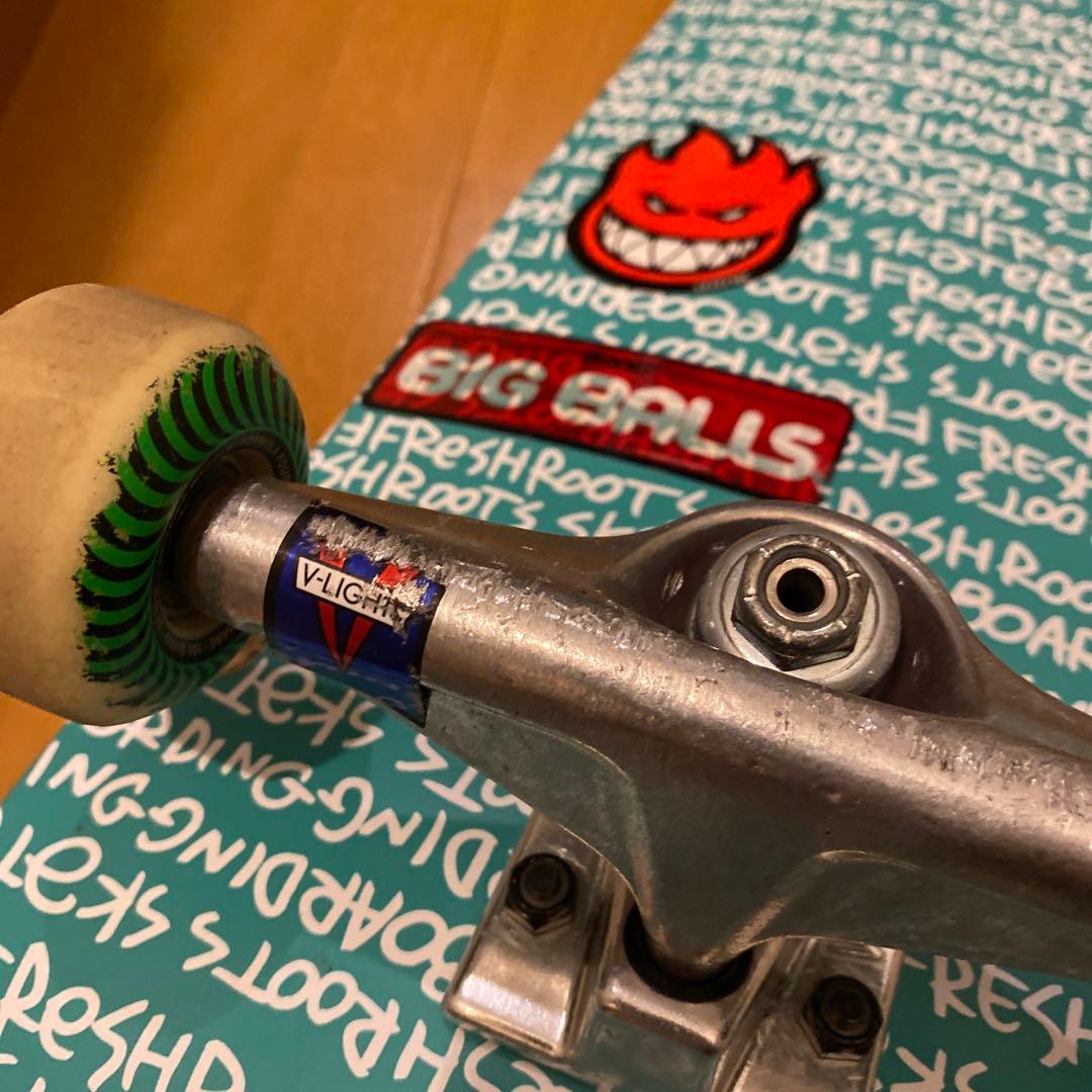 スケボー　コンプリート　ベンチャー　スピットファイヤ　チャイナボーンズ組