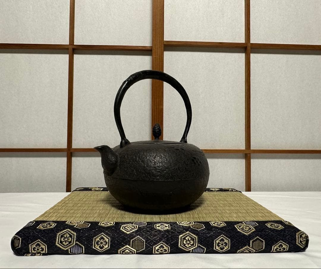 本番盛岡 薫山 南部鉄器 鉄瓶 柚子型 雲龍 1.2リットル 新品未使用品