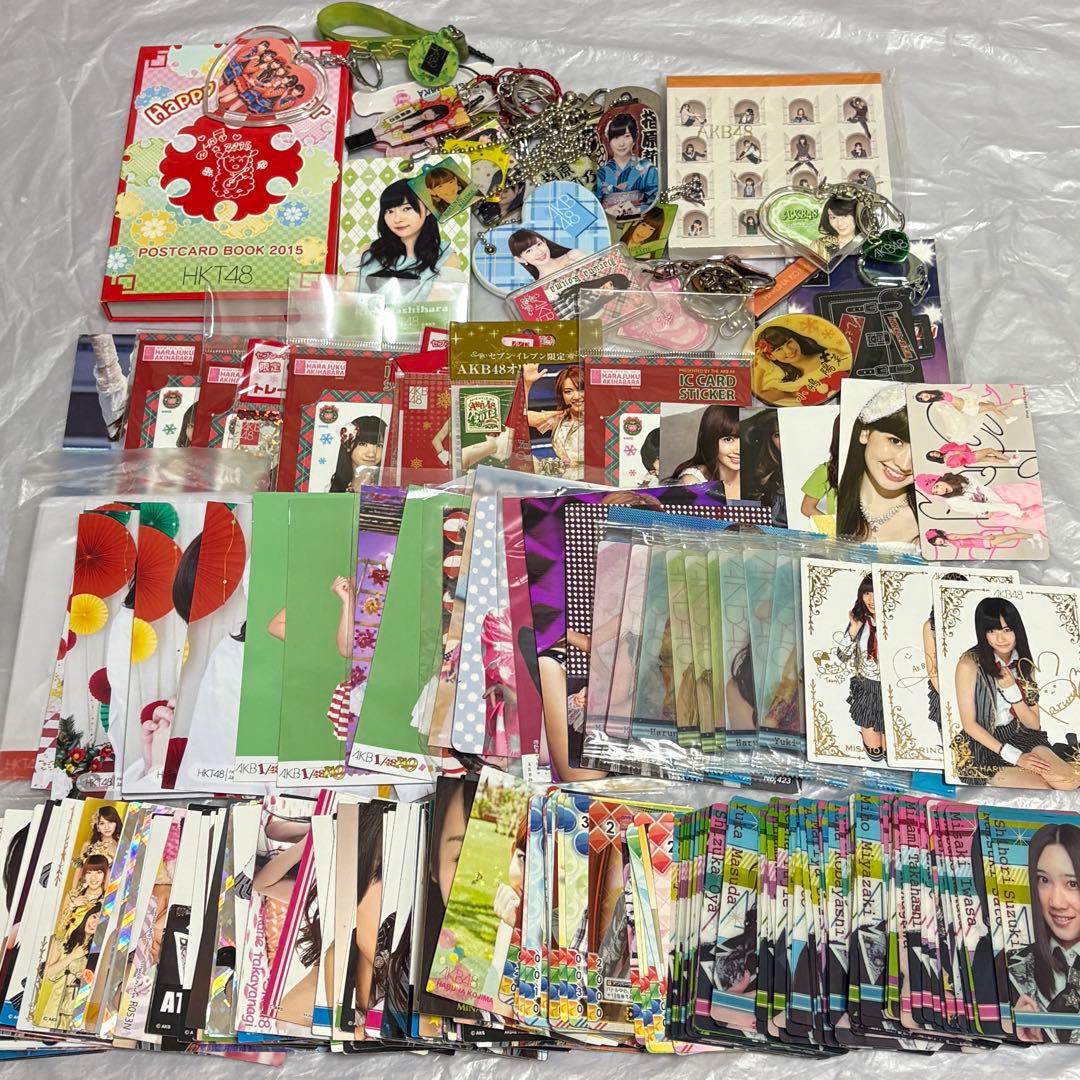 AKB48 グッズ まとめ トレカ ブロマイド SKE HKT 指原 宮脇