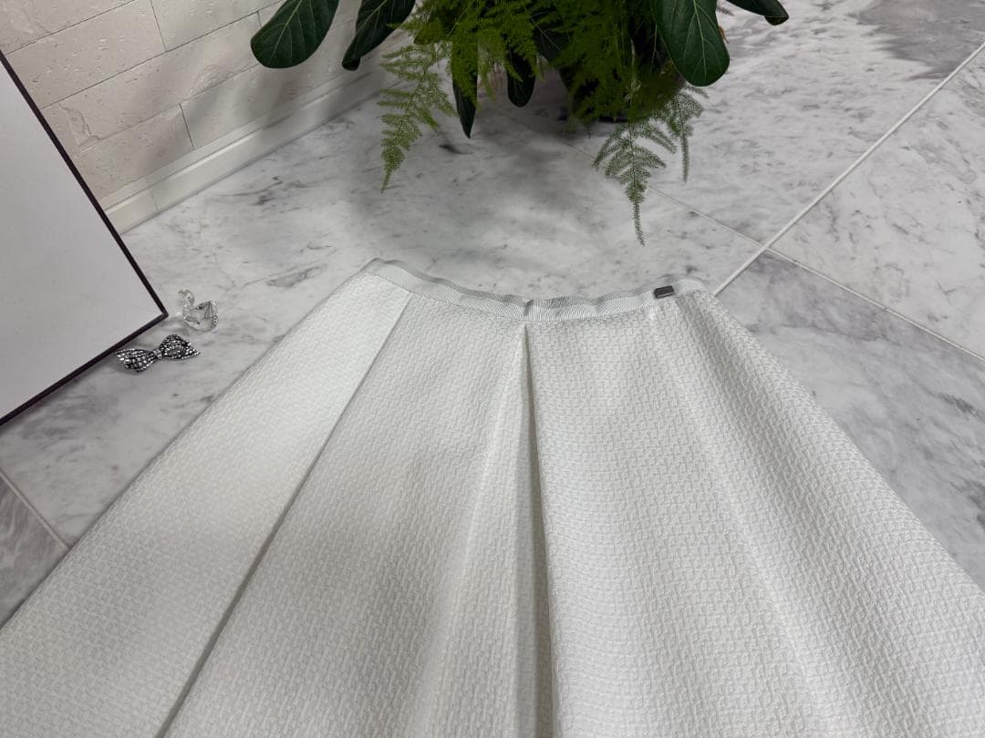 未使用★FOXEY/フォクシーニューヨーク スカート 38 ホワイト