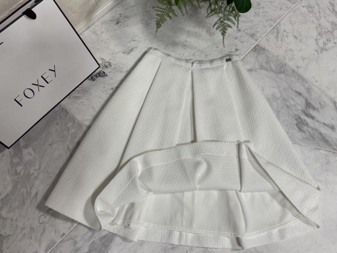 未使用★FOXEY/フォクシーニューヨーク スカート 38 ホワイト