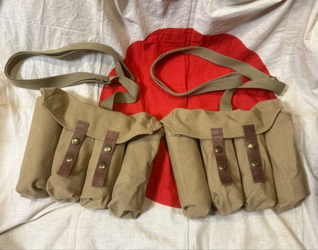 A）日本軍 八八、八九式重擲弾筒弾嚢セット（廉価版、複製品）帯革付き★サバゲ