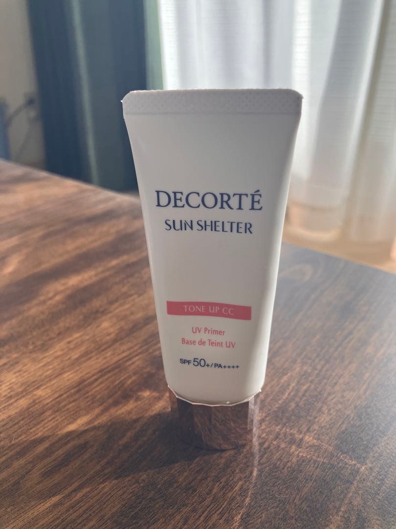 下地、リキッドファンデ，パウダー