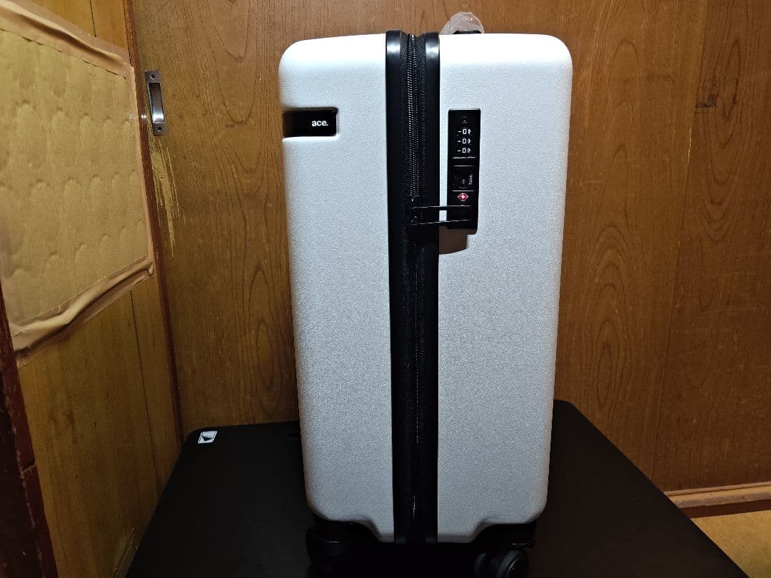 ファミペイオリジナルスーツケース ファミリーマート キャリーケース