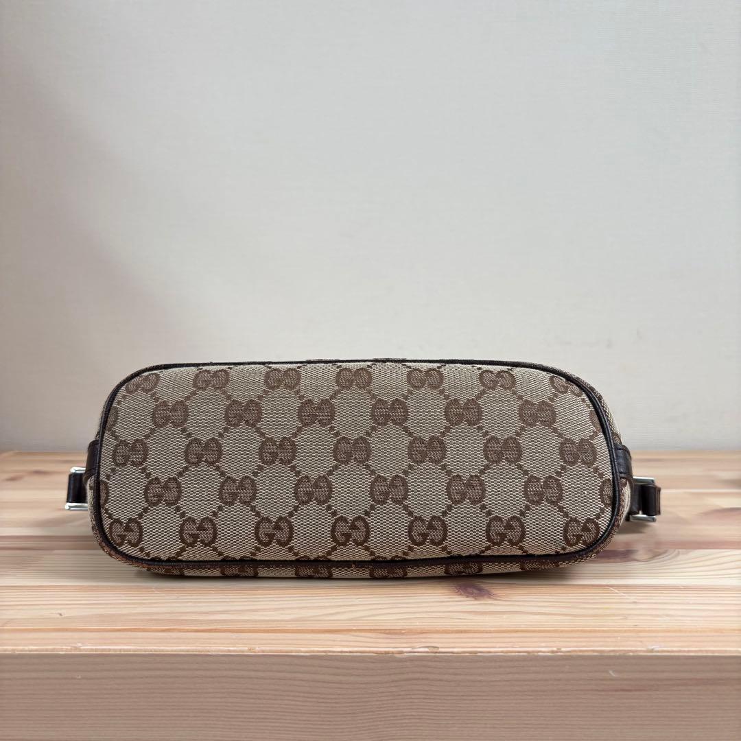 美品　GUCCI グッチ　シェリーライン　GG柄　アクセサリーポーチ　バッグ