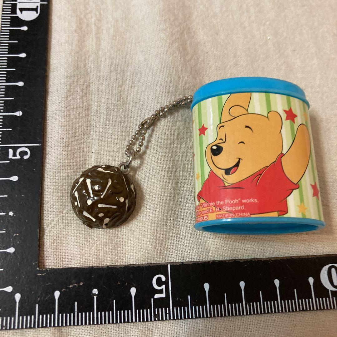 キーホルダー　プーさん　チョコクランチ　缶デザイン　プラ